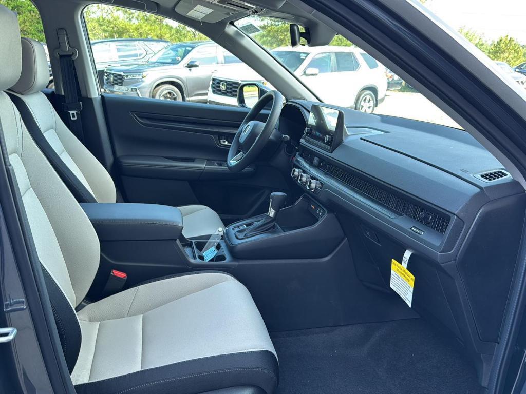new 2025 Honda CR-V car, priced at $33,745