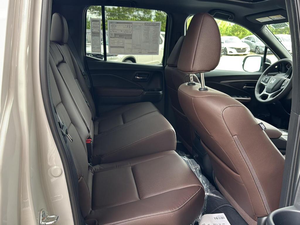 new 2025 Honda Ridgeline car, priced at $44,885