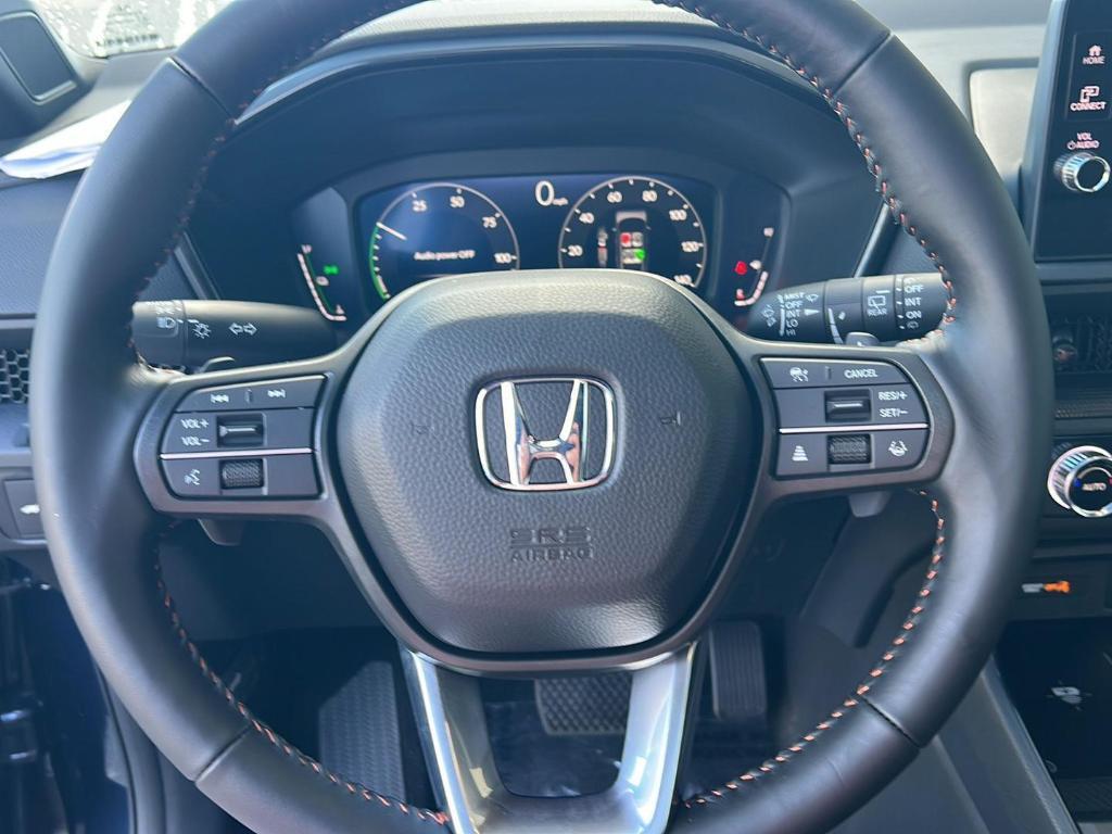 new 2026 Honda CR-V Hybrid car, priced at $41,675