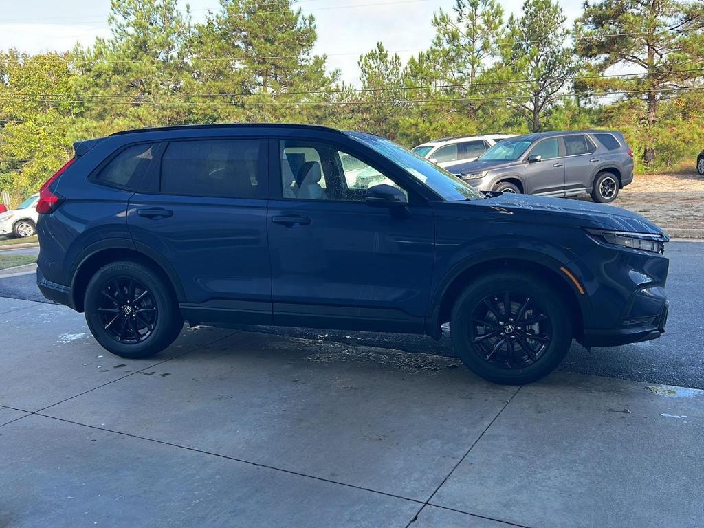 new 2026 Honda CR-V Hybrid car, priced at $41,675