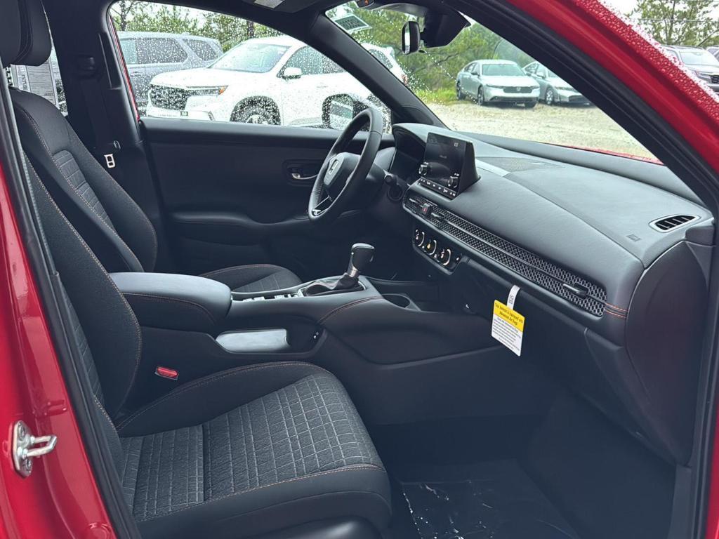 new 2025 Honda HR-V car, priced at $28,895