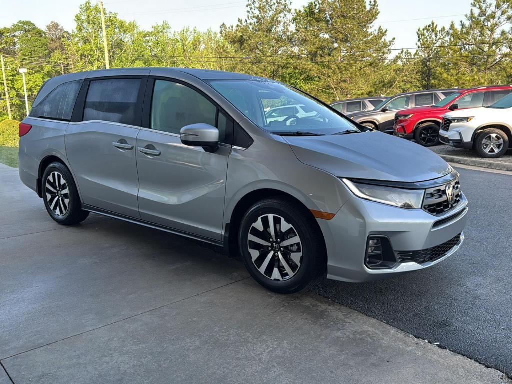 new 2025 Honda Odyssey car, priced at $44,035
