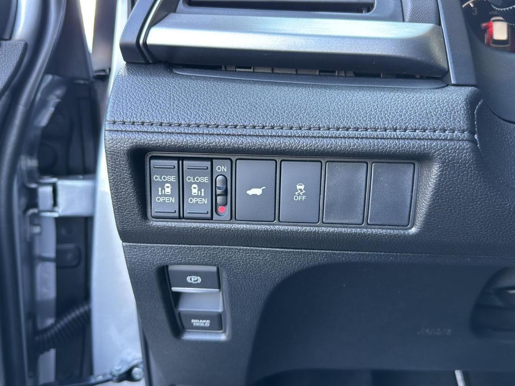 new 2025 Honda Odyssey car, priced at $44,035