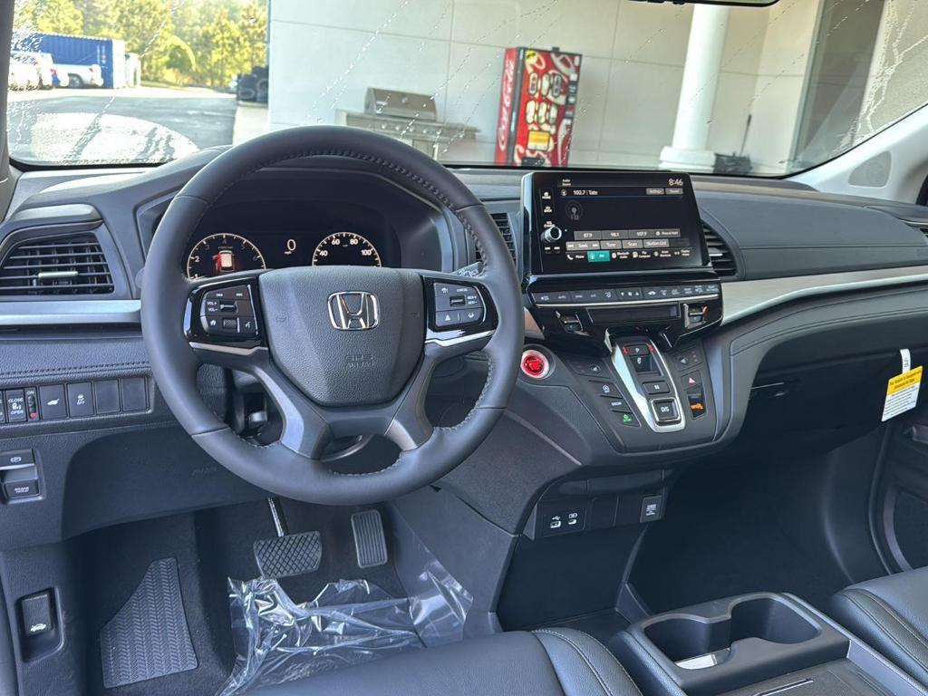new 2025 Honda Odyssey car, priced at $44,035