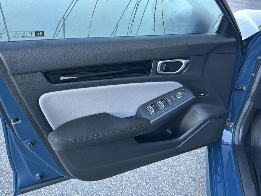 used 2025 Honda Civic Hybrid car, priced at $27,800