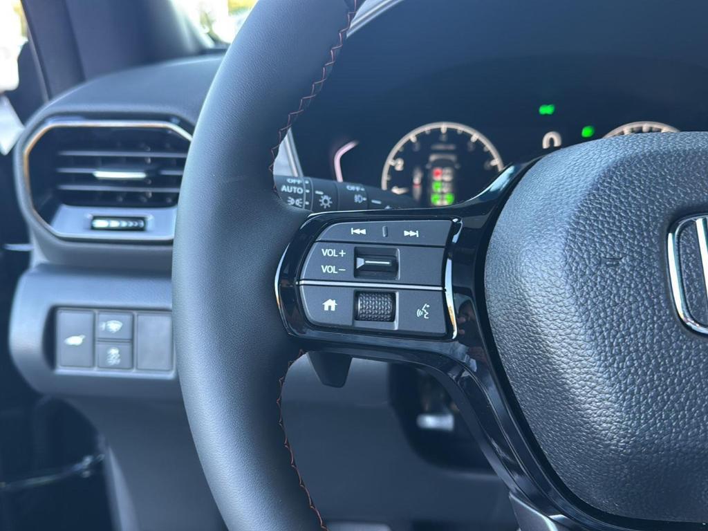 new 2025 Honda Pilot car