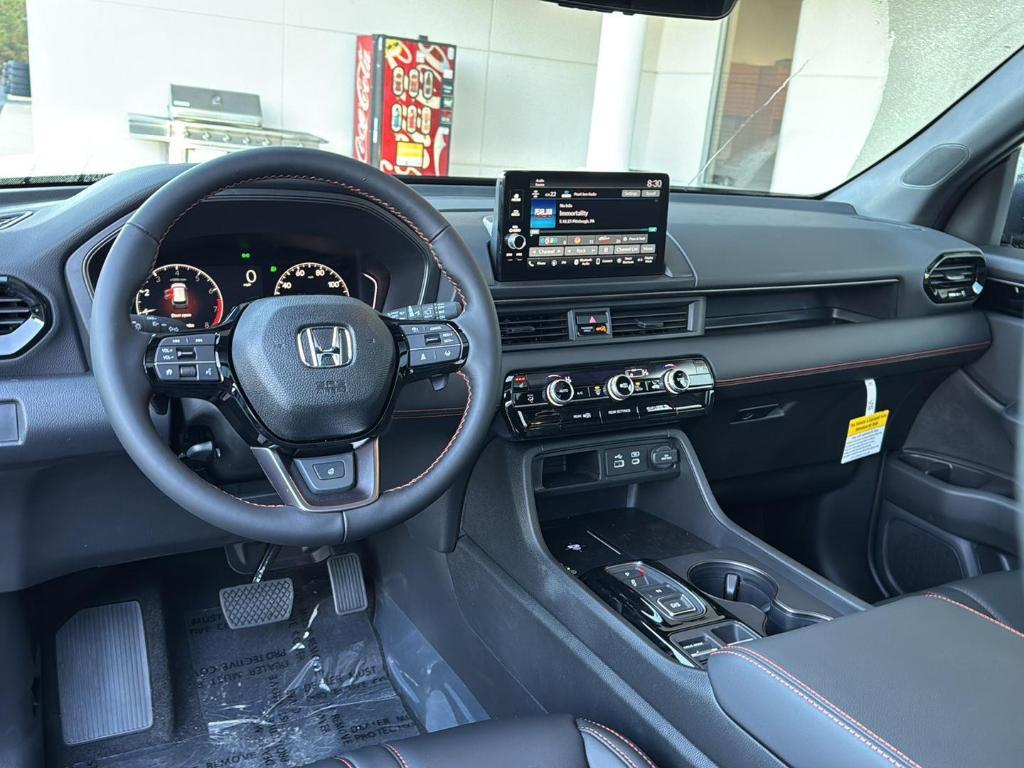 new 2025 Honda Pilot car