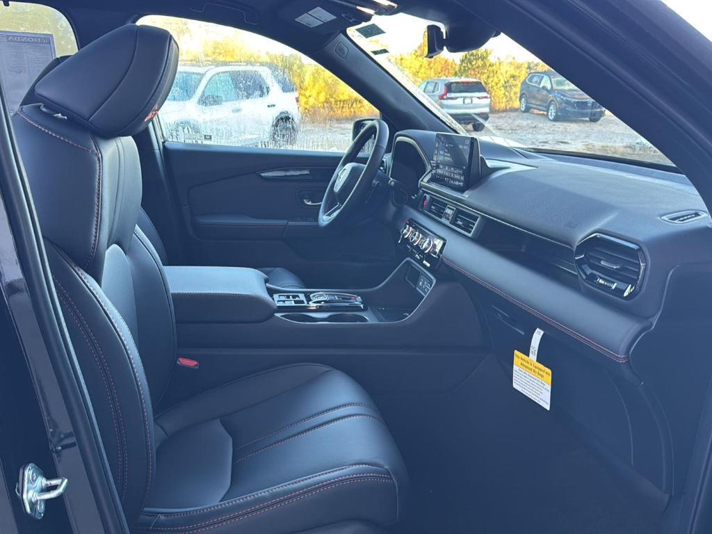 new 2025 Honda Pilot car