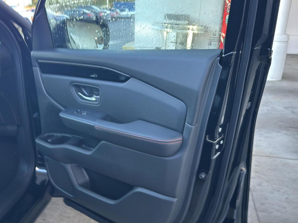 new 2025 Honda Pilot car