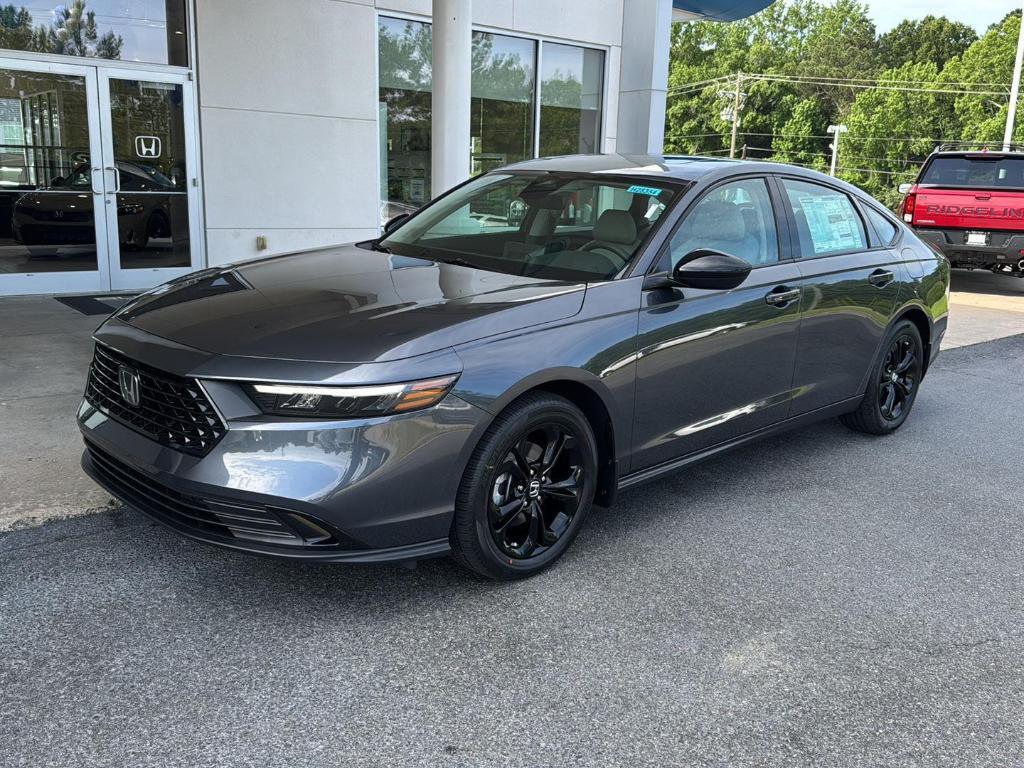 new 2025 Honda Accord car, priced at $29,662