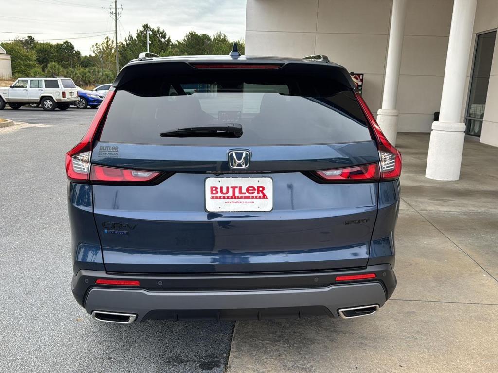 new 2026 Honda CR-V Hybrid car, priced at $40,175