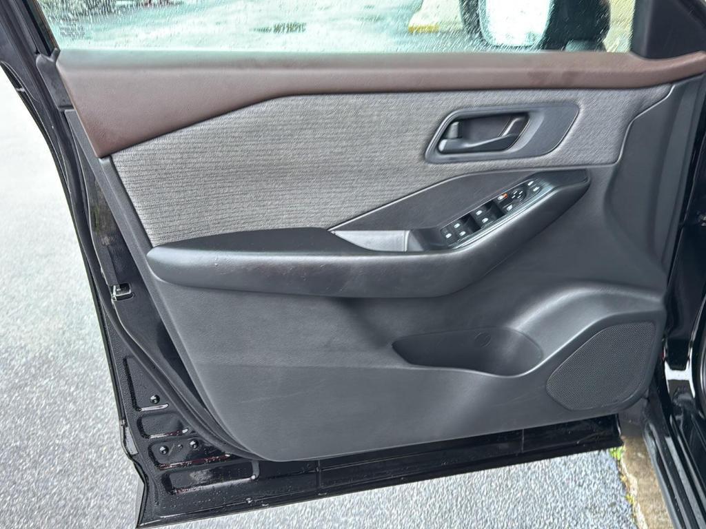 used 2023 Nissan Rogue car, priced at $22,754
