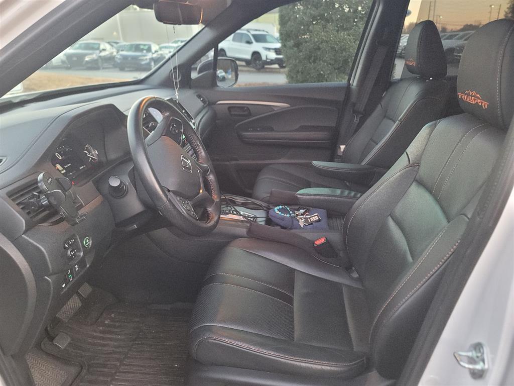 used 2023 Honda Passport car