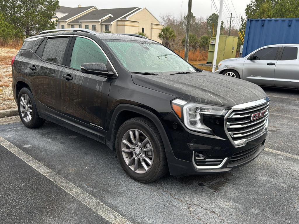 used 2024 GMC Terrain car, priced at $25,000