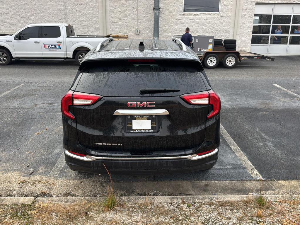 used 2024 GMC Terrain car, priced at $25,000
