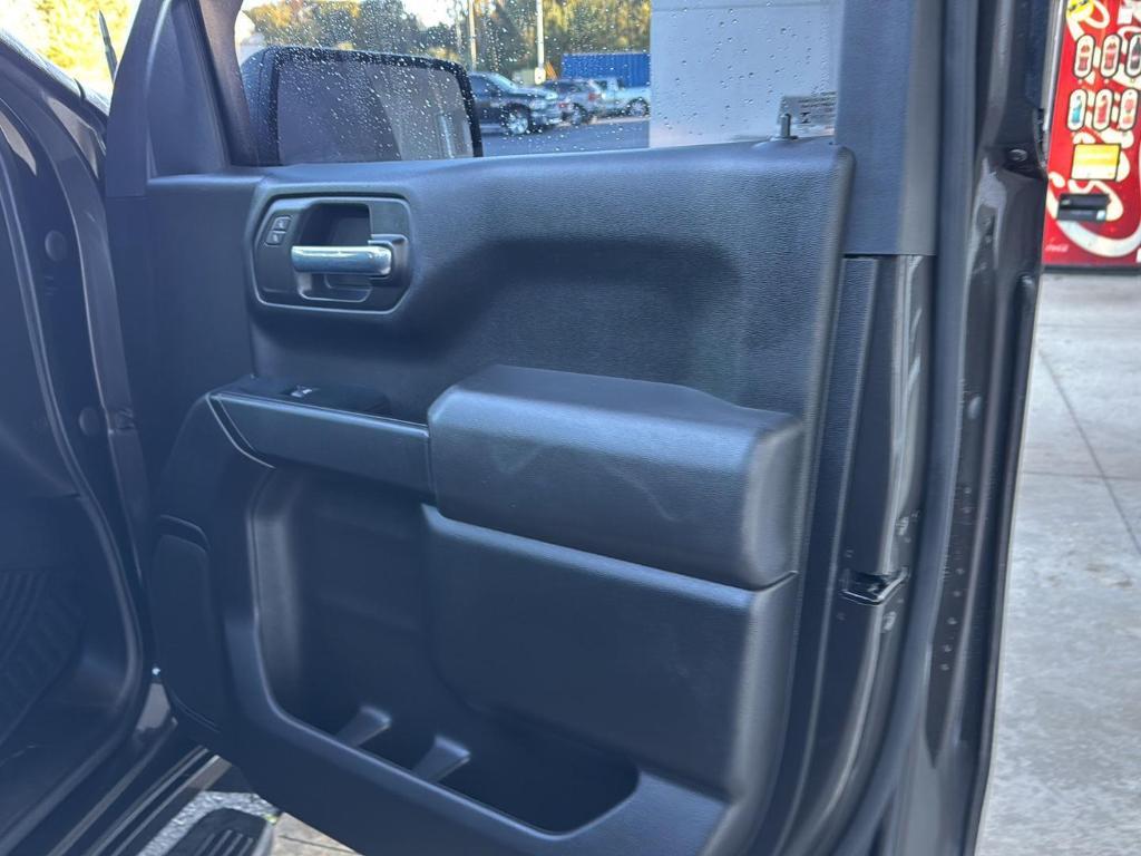 used 2022 Chevrolet Silverado 1500 Limited car, priced at $35,991