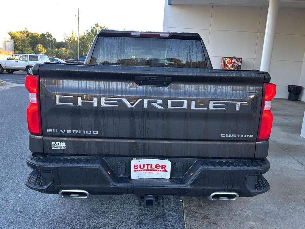 used 2022 Chevrolet Silverado 1500 Limited car, priced at $35,991