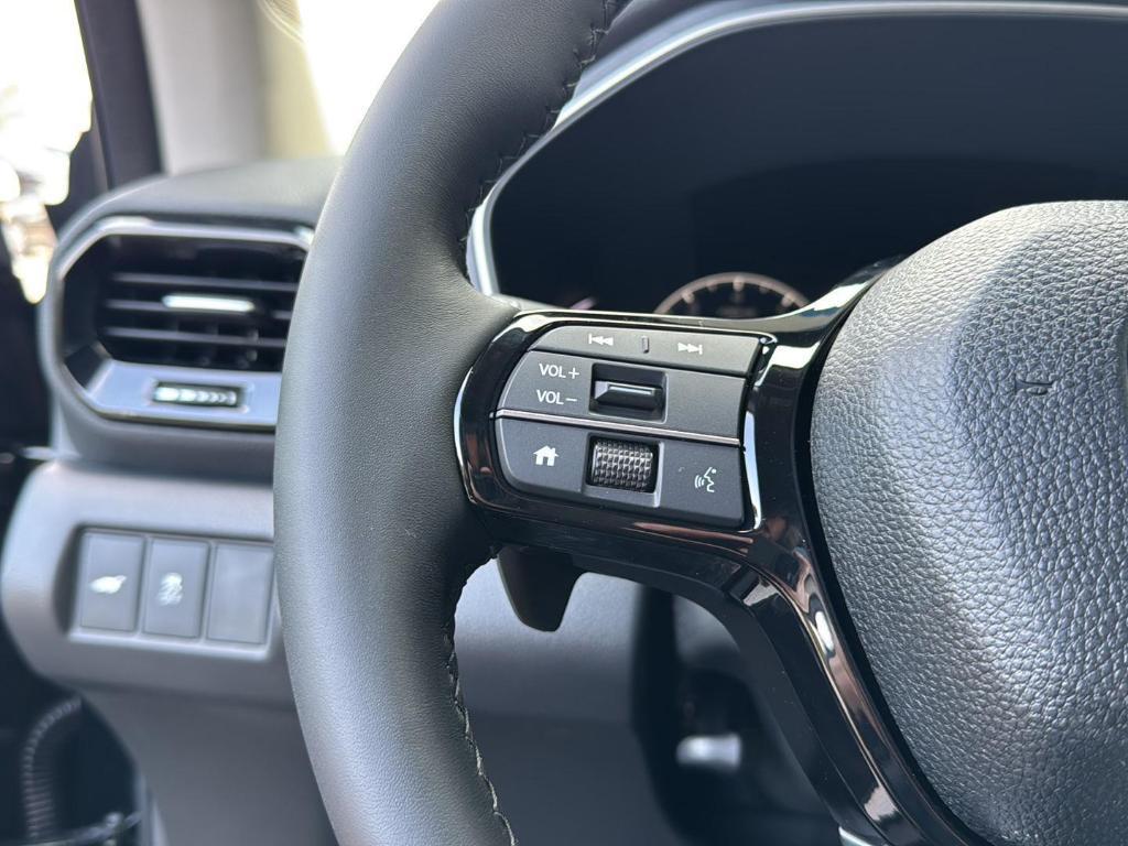 new 2025 Honda Pilot car, priced at $44,995