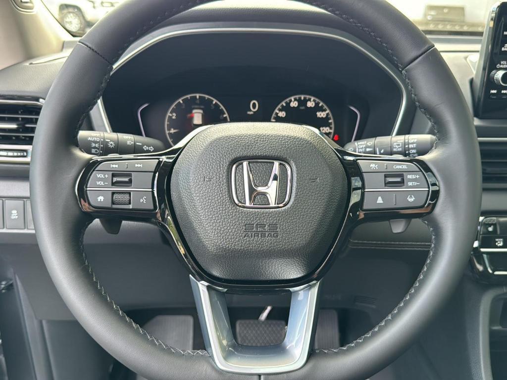 new 2025 Honda Pilot car, priced at $50,850