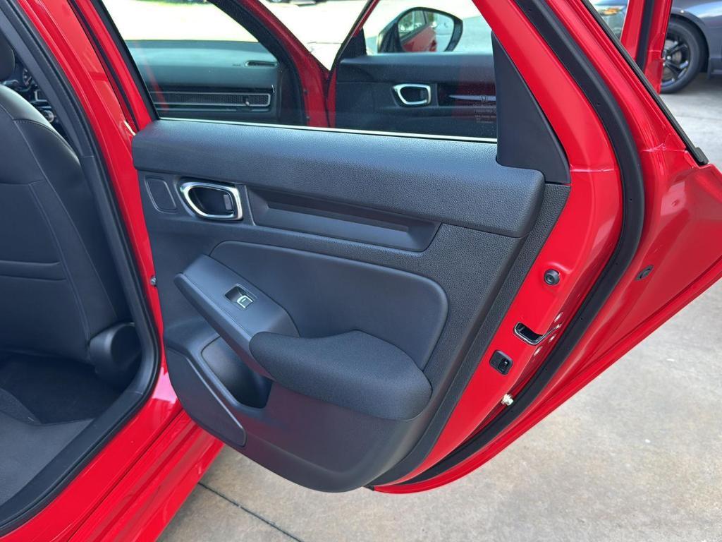 new 2025 Honda Civic Hybrid car, priced at $27,800