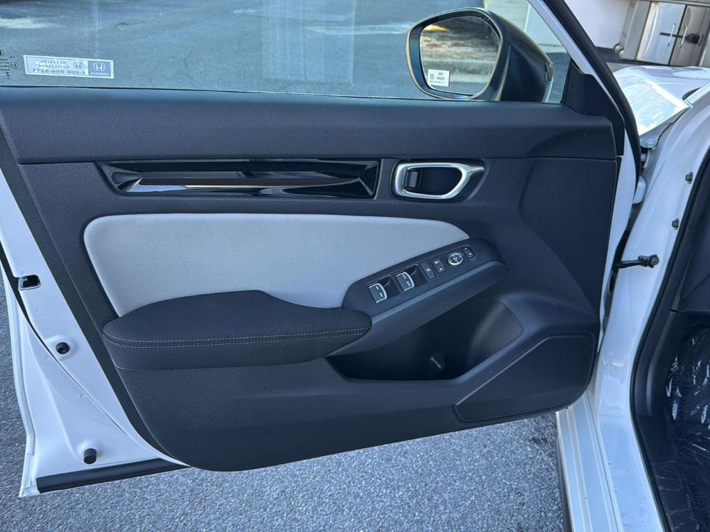 new 2026 Honda Civic Hybrid car