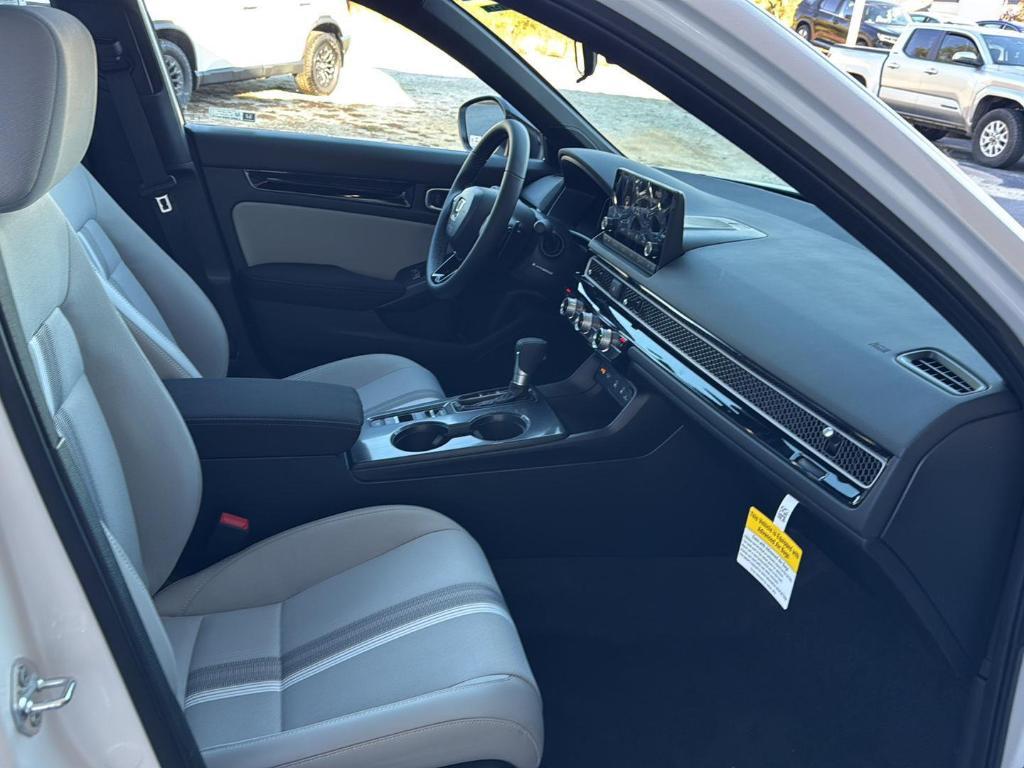 new 2026 Honda Civic Hybrid car