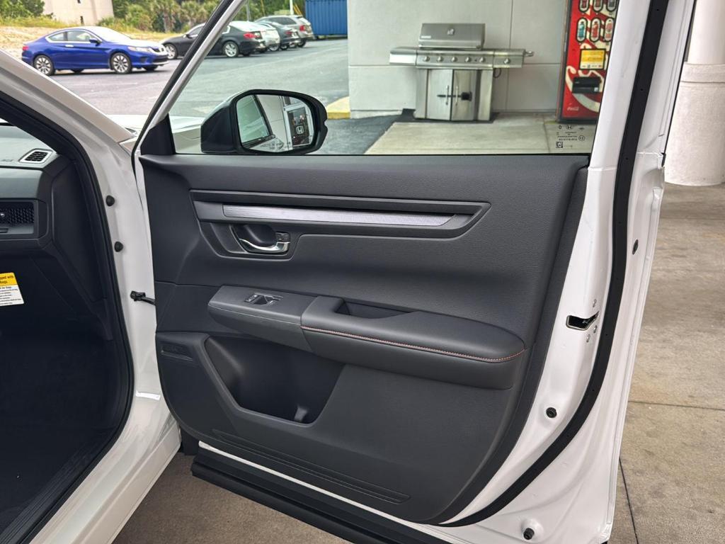 new 2026 Honda CR-V Hybrid car, priced at $40,630