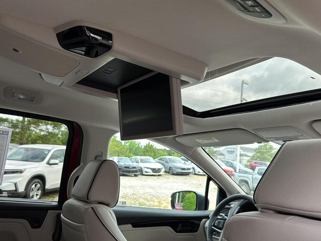 new 2025 Honda Odyssey car, priced at $48,815