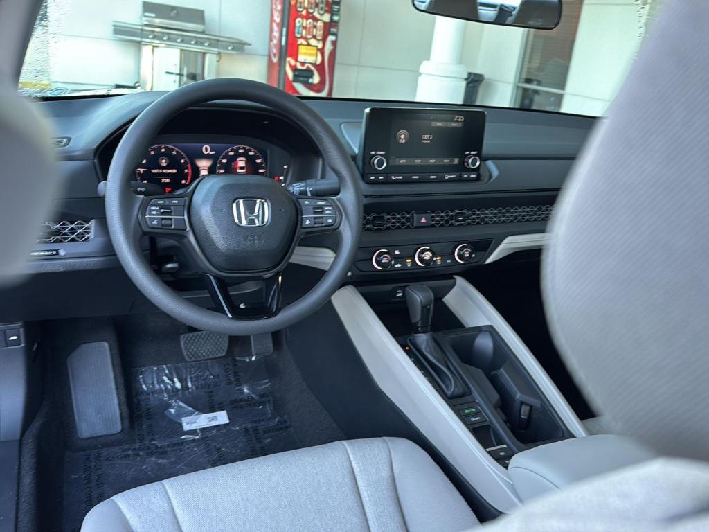 new 2025 Honda Accord car