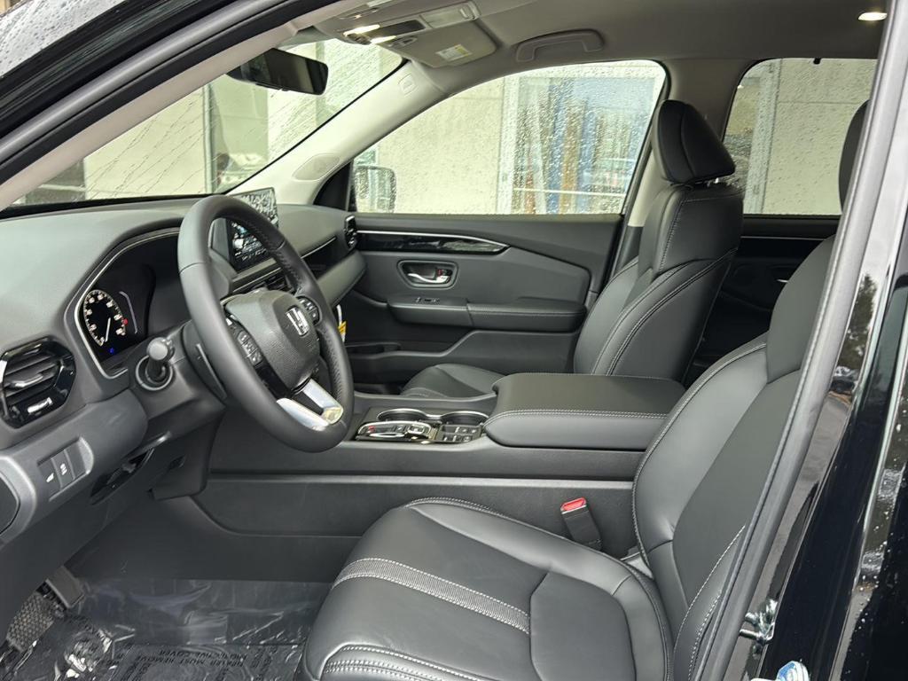 new 2025 Honda Pilot car