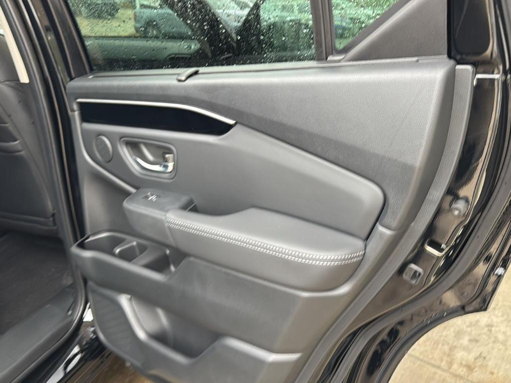 new 2025 Honda Pilot car