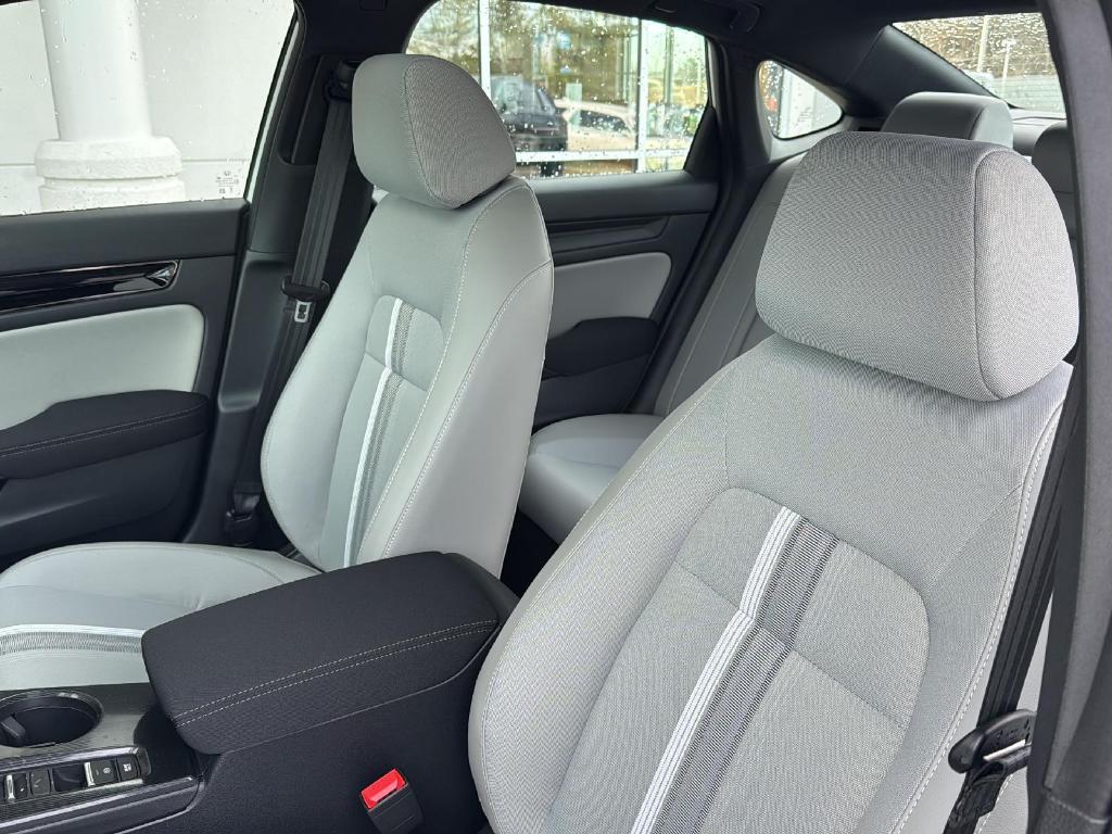 new 2025 Honda Civic Hybrid car, priced at $30,555