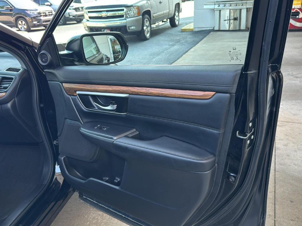 used 2021 Honda CR-V car, priced at $30,000