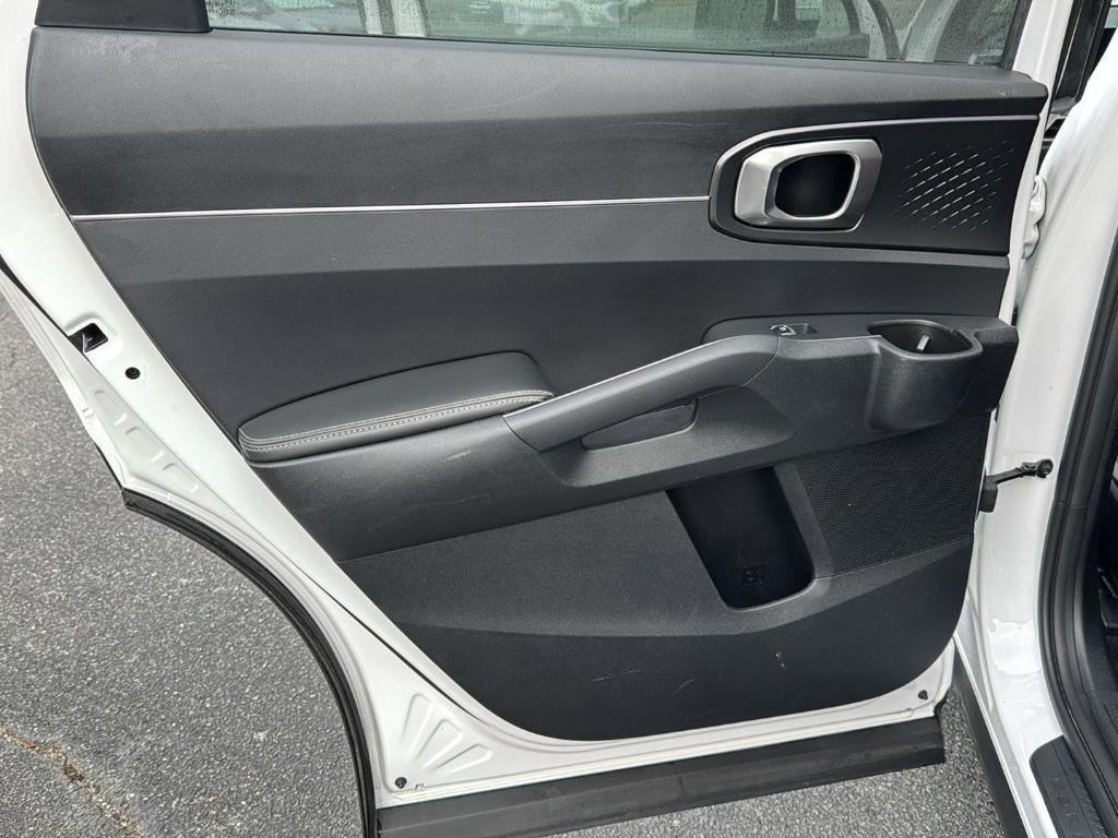 used 2024 Kia Sorento car, priced at $28,000