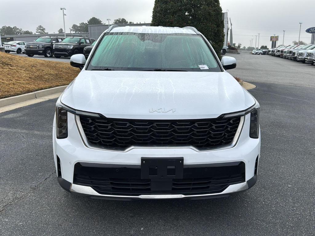 used 2024 Kia Sorento car, priced at $28,000