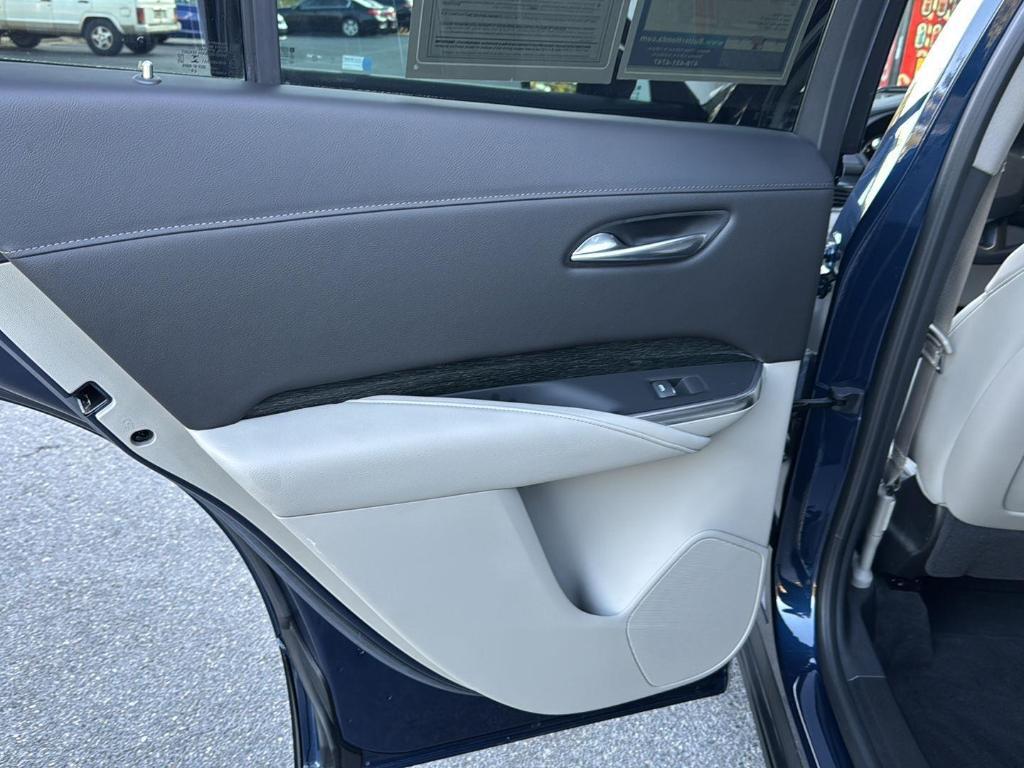 used 2021 Cadillac XT4 car, priced at $30,991
