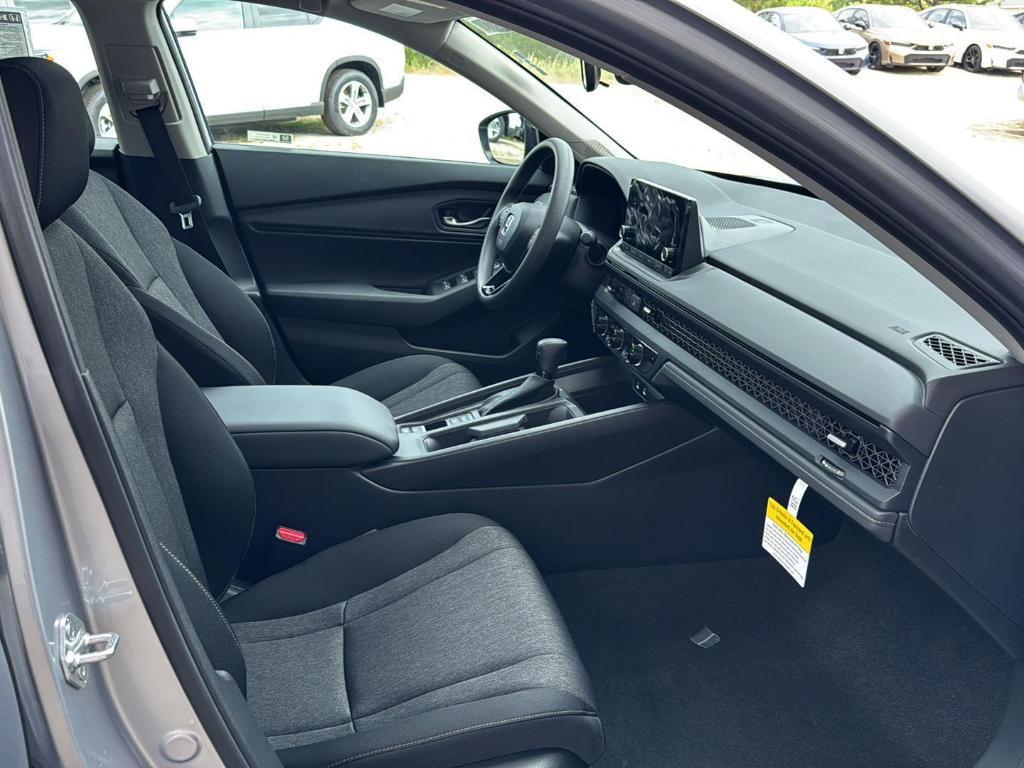 new 2025 Honda Accord car, priced at $31,710