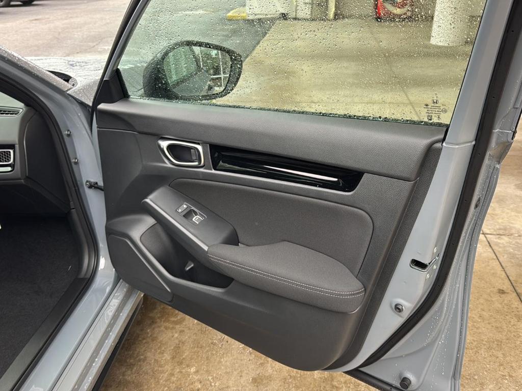 new 2026 Honda Civic Hybrid car