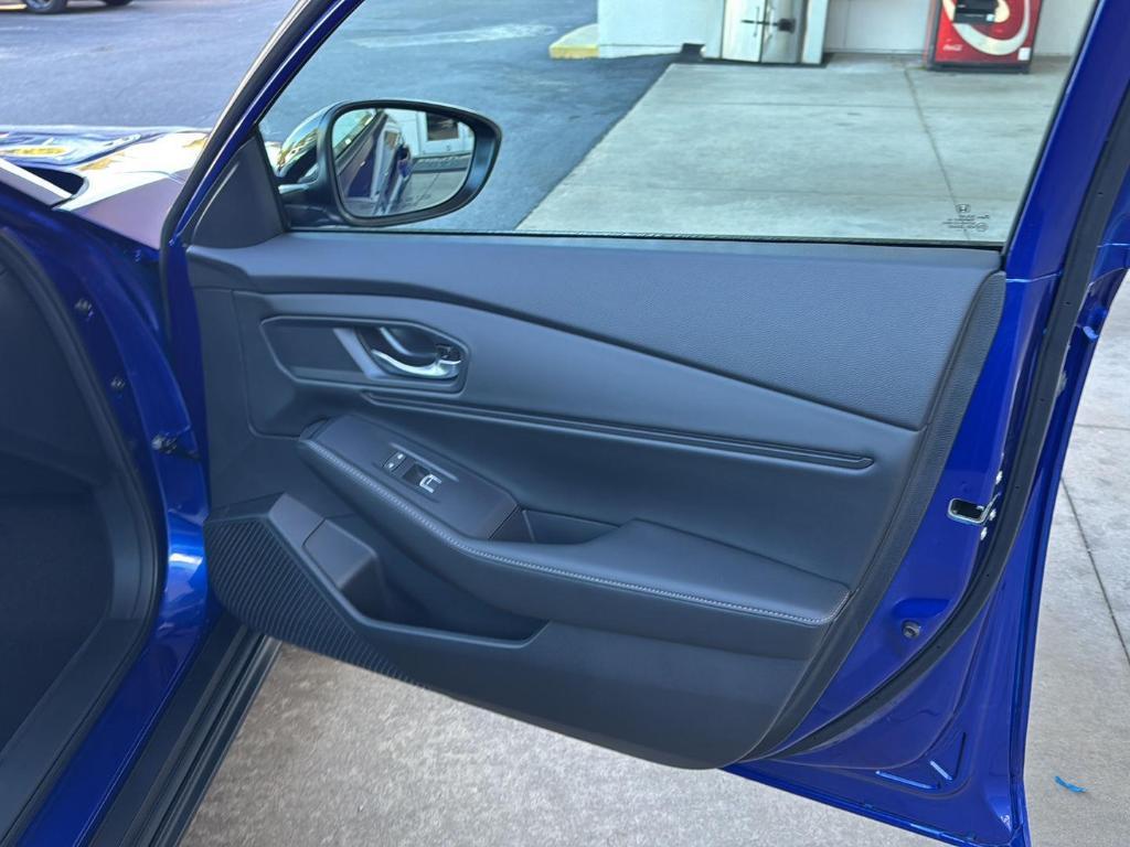 new 2025 Honda Accord Hybrid car, priced at $35,305