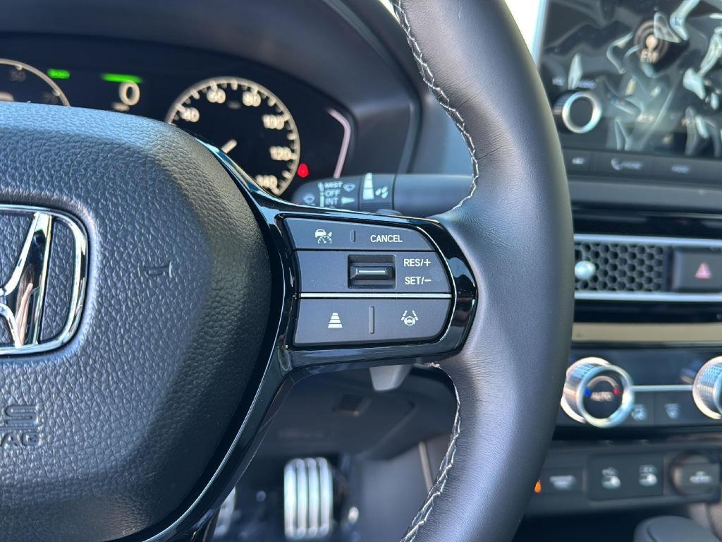 new 2025 Honda Civic Hybrid car, priced at $30,555