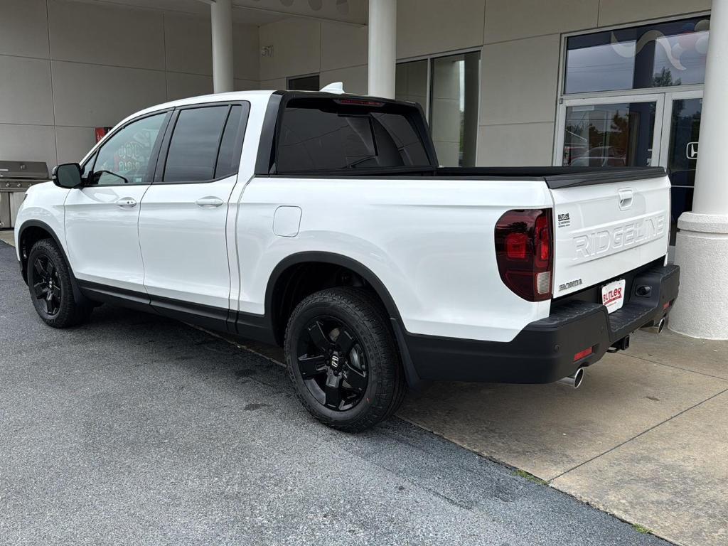 new 2025 Honda Ridgeline car, priced at $48,655