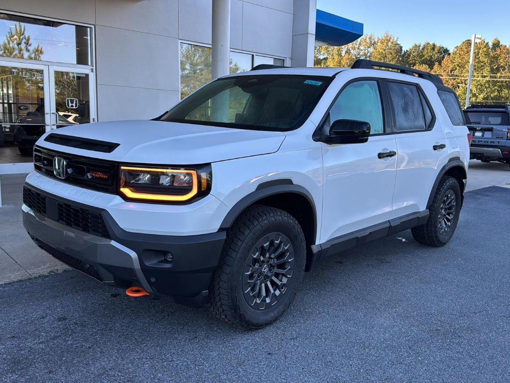 new 2026 Honda Passport car, priced at $50,400