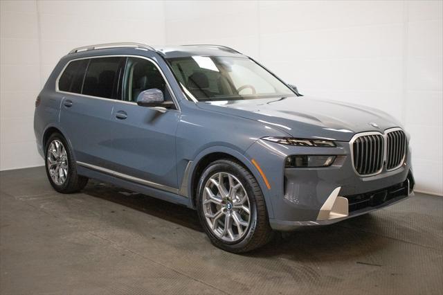 new 2025 BMW X7 car, priced at $91,205