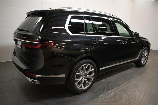 new 2025 BMW X7 car, priced at $90,385