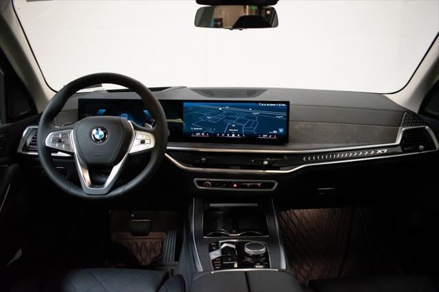 new 2025 BMW X7 car, priced at $90,385