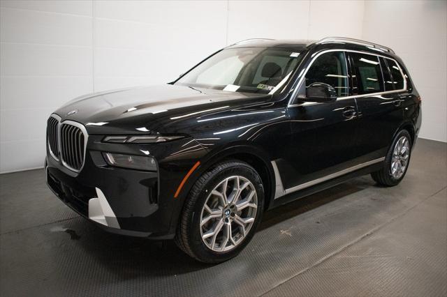 new 2025 BMW X7 car, priced at $90,385