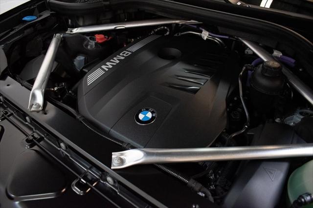 new 2026 BMW X7 car, priced at $96,880