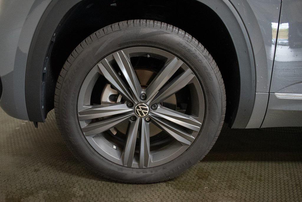 used 2021 Volkswagen Atlas Cross Sport car, priced at $27,499