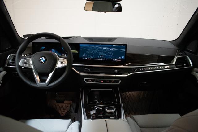 new 2025 BMW X7 car, priced at $93,205