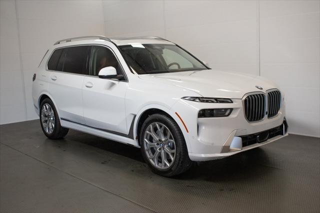 new 2025 BMW X7 car, priced at $93,725